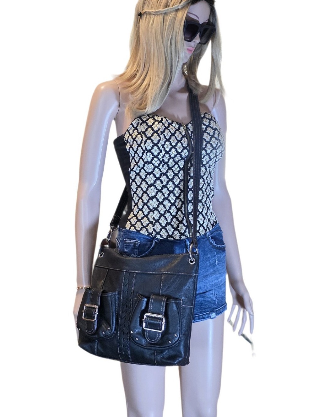 Vintage Tignanello Black Pebbled Leather Crossbody Bag Buckle Details EUC
